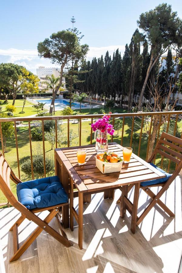 Enjoy La Carihuela Beach At 4 Min.Terrace & Pool. Torremolinos Exterior photo